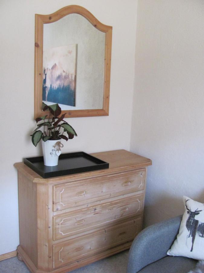 #2 Ruhiges Gemuetliches Ferienzimmer Mit 2 Einzelbetten Gemeinschaftsbad W-Lan Airport Nah Late Night Check In Haus Nr 9,5 Trunkelsberg Exterior foto