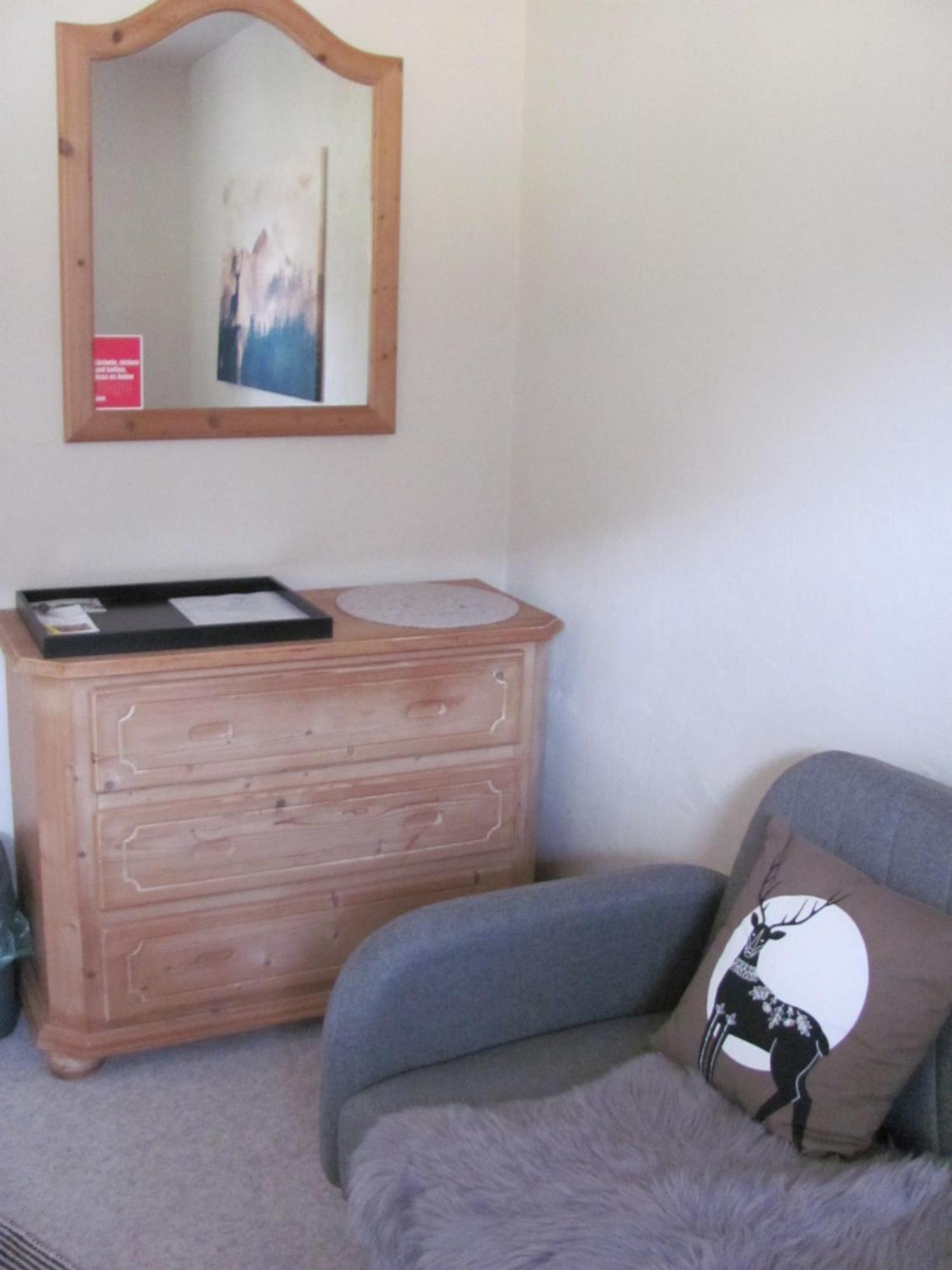 #2 Ruhiges Gemuetliches Ferienzimmer Mit 2 Einzelbetten Gemeinschaftsbad W-Lan Airport Nah Late Night Check In Haus Nr 9,5 Trunkelsberg Exterior foto